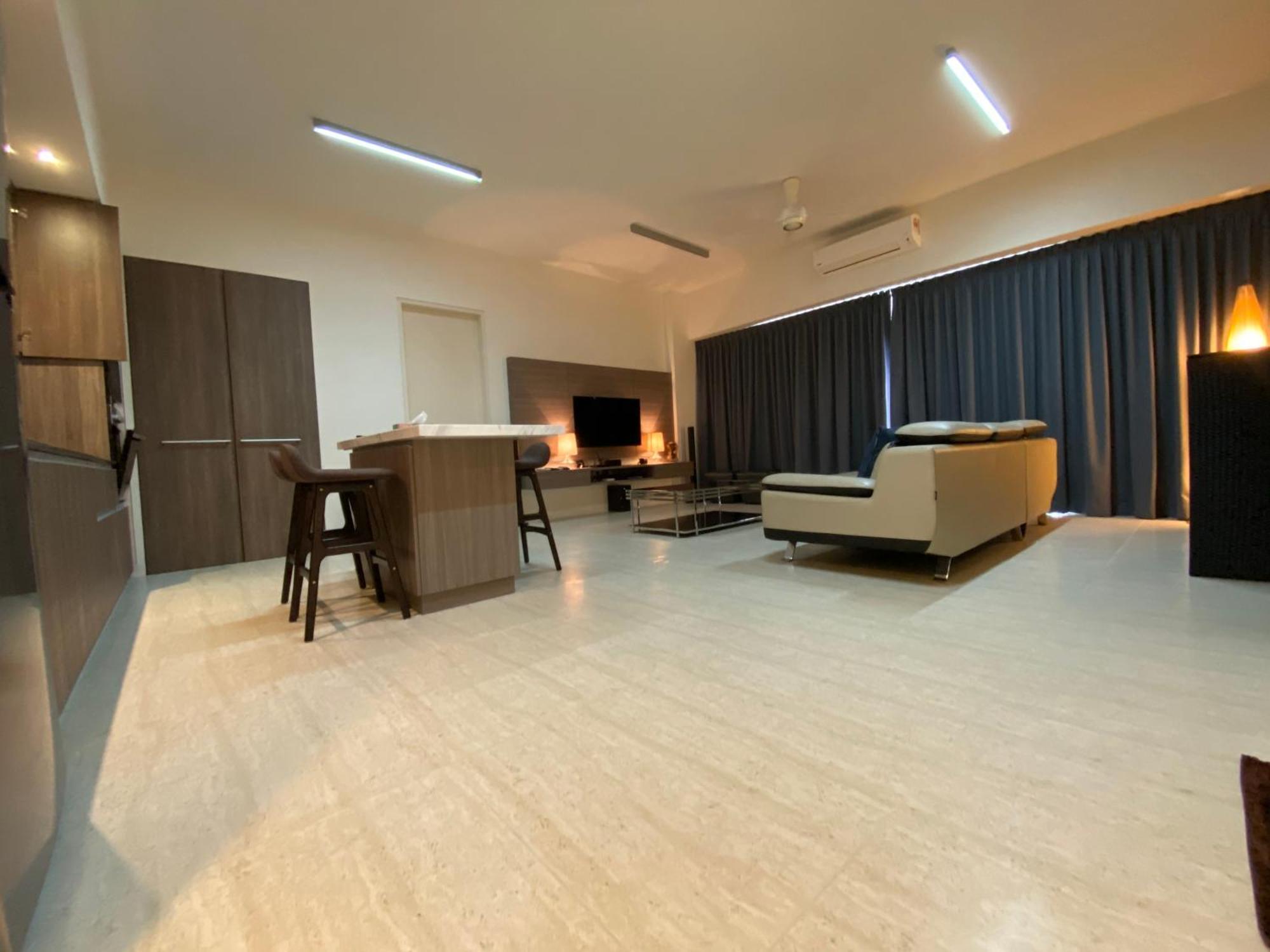 By The Sea @ Cozy Beachfront Home Batu Feringgi Luaran gambar
