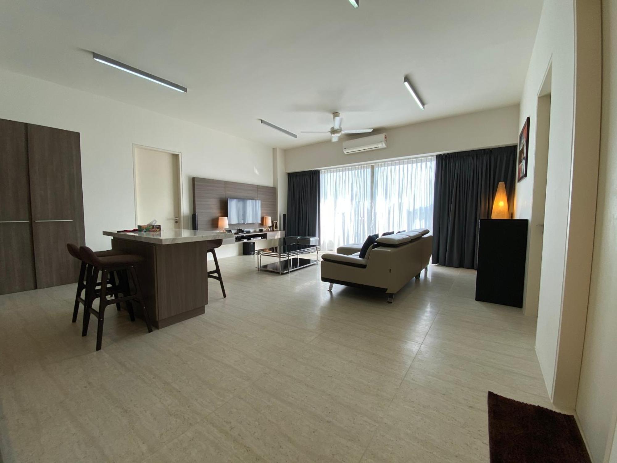 By The Sea @ Cozy Beachfront Home Batu Feringgi Luaran gambar