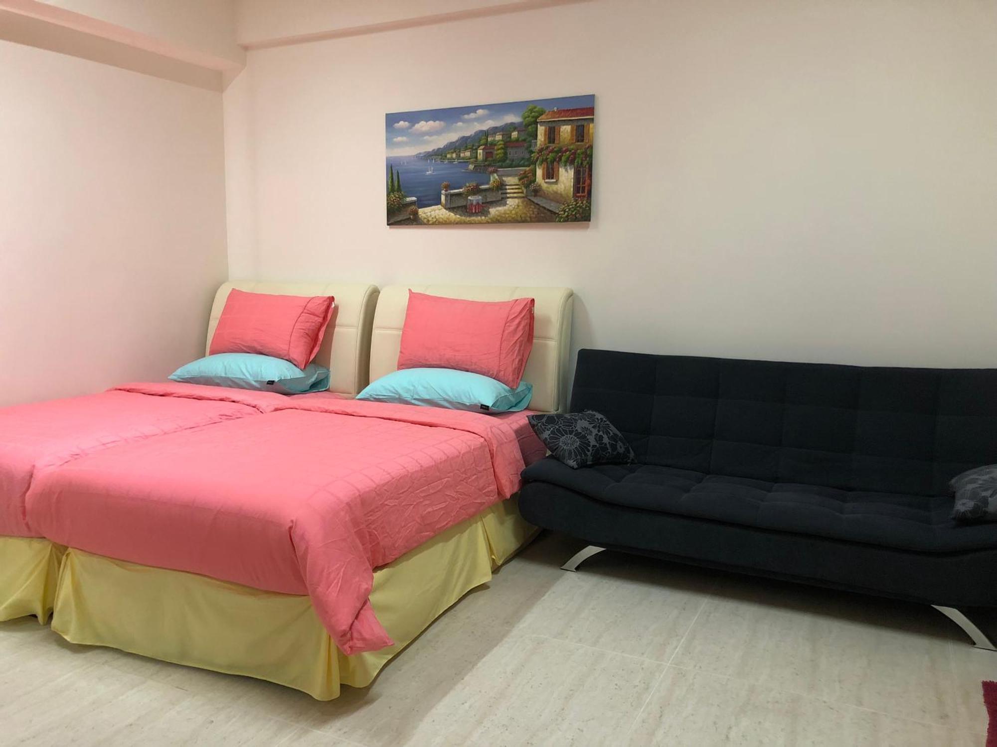 By The Sea @ Cozy Beachfront Home Batu Feringgi Luaran gambar